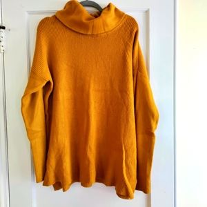 Oversize turtleneck sweater
